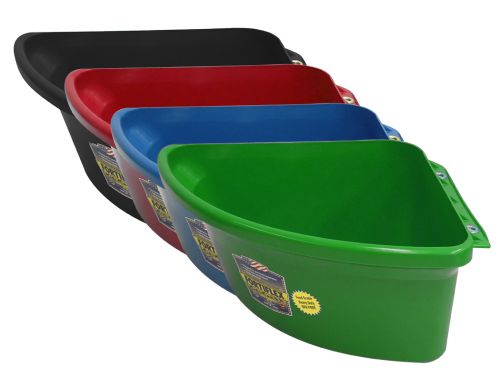 6 Gallon Plastic Corner Feeder